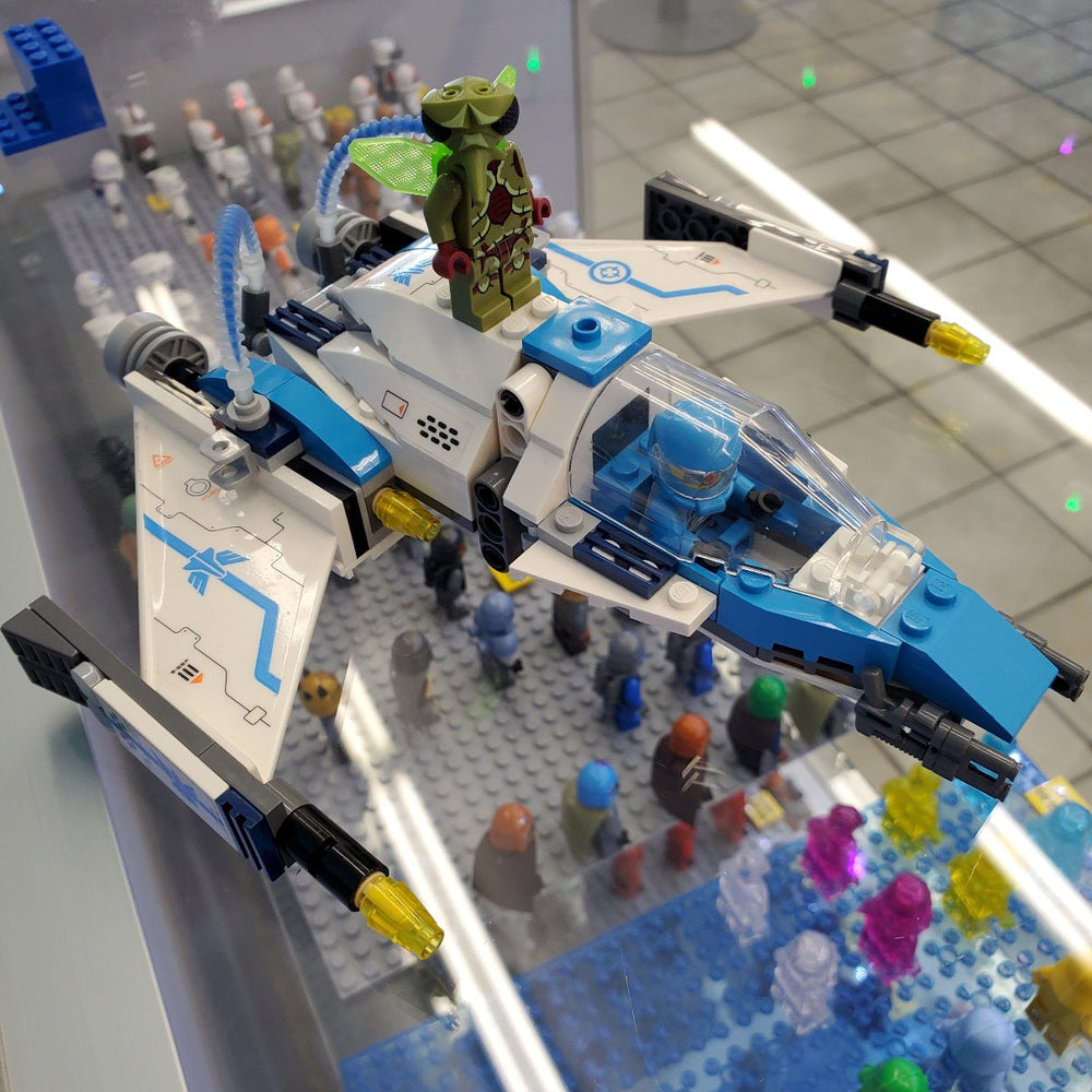 70701 Swarm Interceptor (Previously Owned) (Retired)