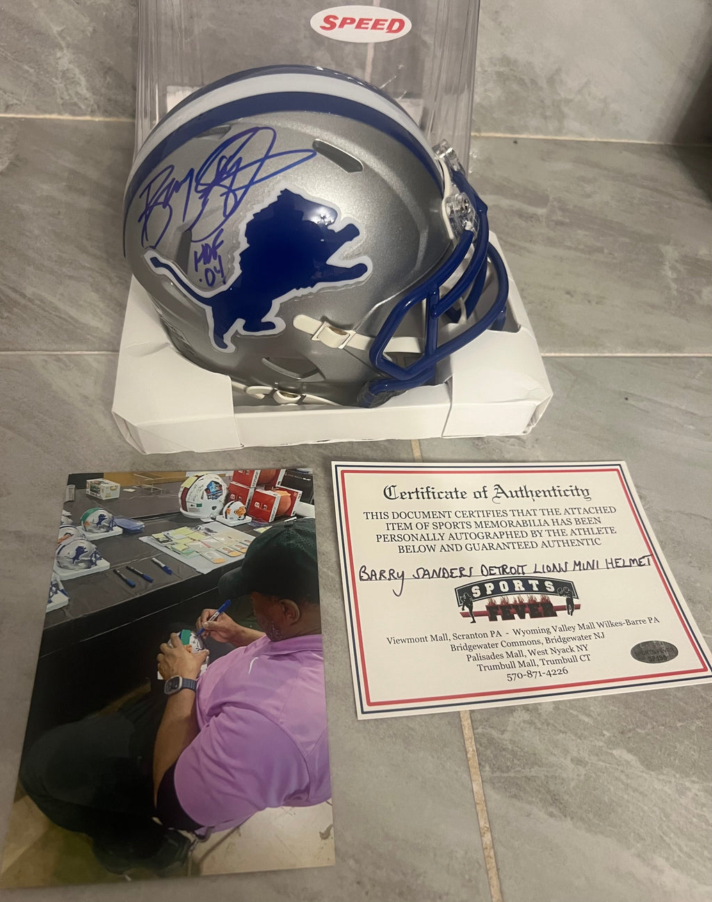 Barry Sanders Autographed Detroit Lions Mini Helmet with COA product image 1