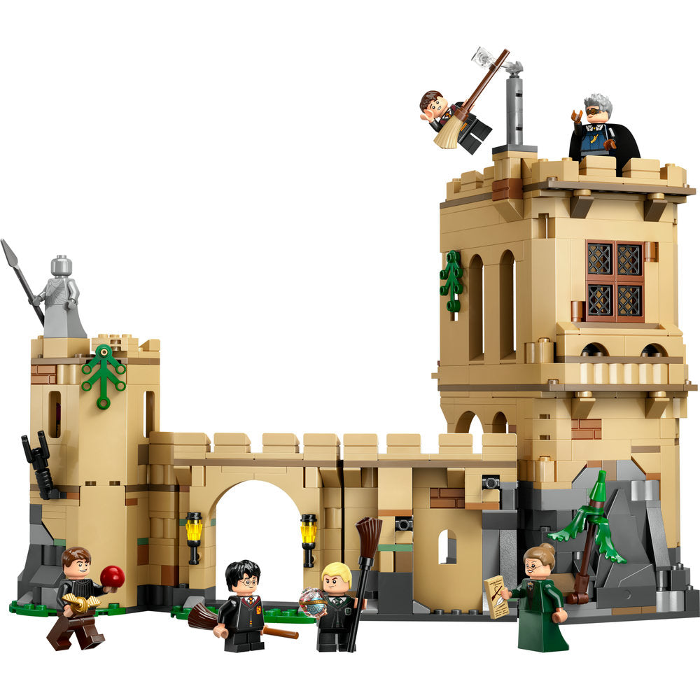 76447 Hogwarts Castle: Flying Lessons (Retired) LEGO Harry Potter product image 3, provided for visual reference and product