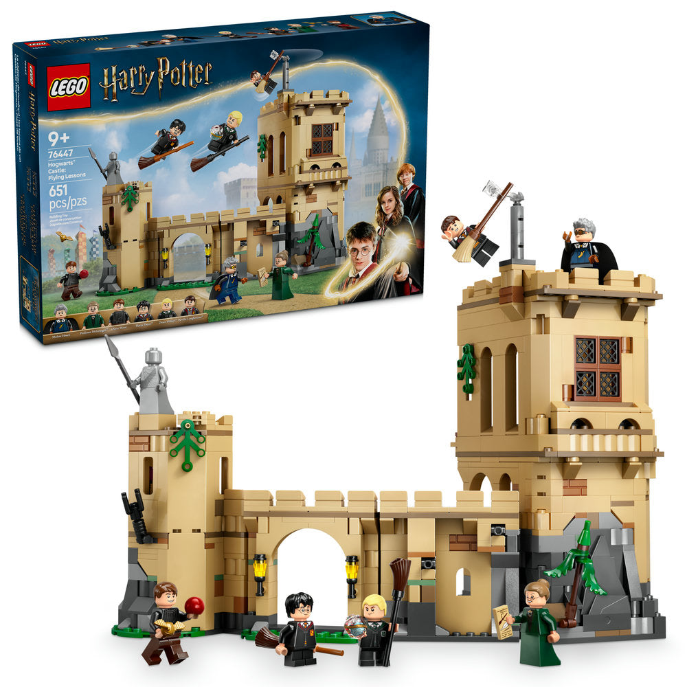 76447 Hogwarts Castle: Flying Lessons (Retired) LEGO Harry Potter product image 2, provided for visual reference and product