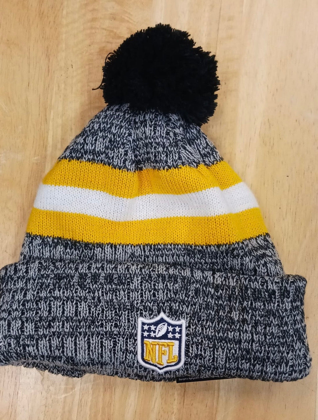 Los Angeles Chargers NFL New Era winter Hat with Pom product image 2