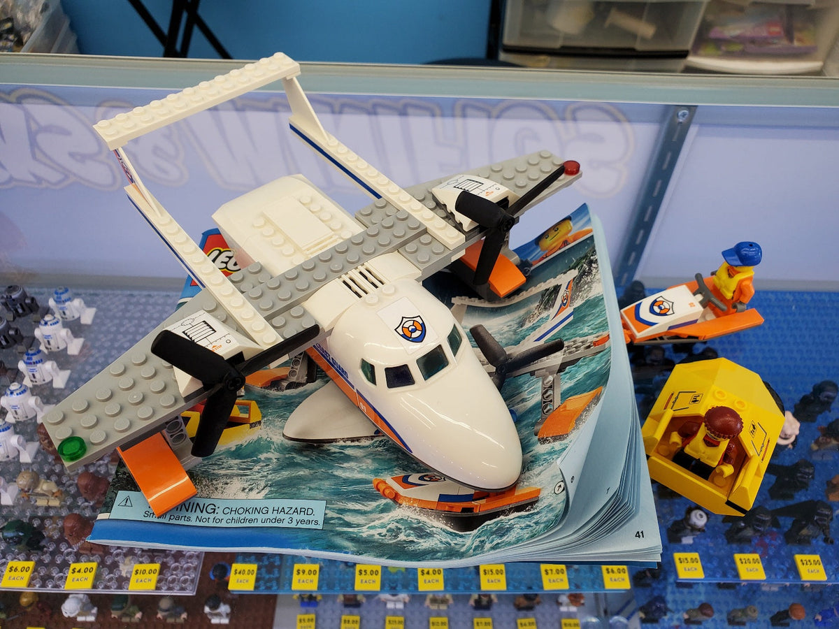 60164 Coast Guard Sea Rescue Plane (Retired) (Previously Owned) product image 1, provided for visual reference and product