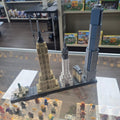 21028 Architecture New York (Previously Owned) product image 1, provided for visual reference and product detail review