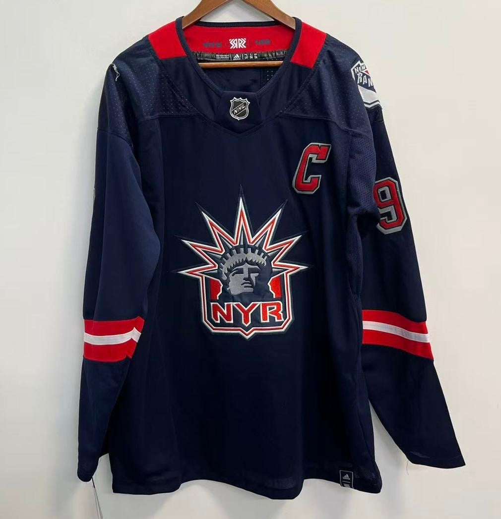 Wayne Gretzky New York Rangers Official NHL Jersey Statue product image 3