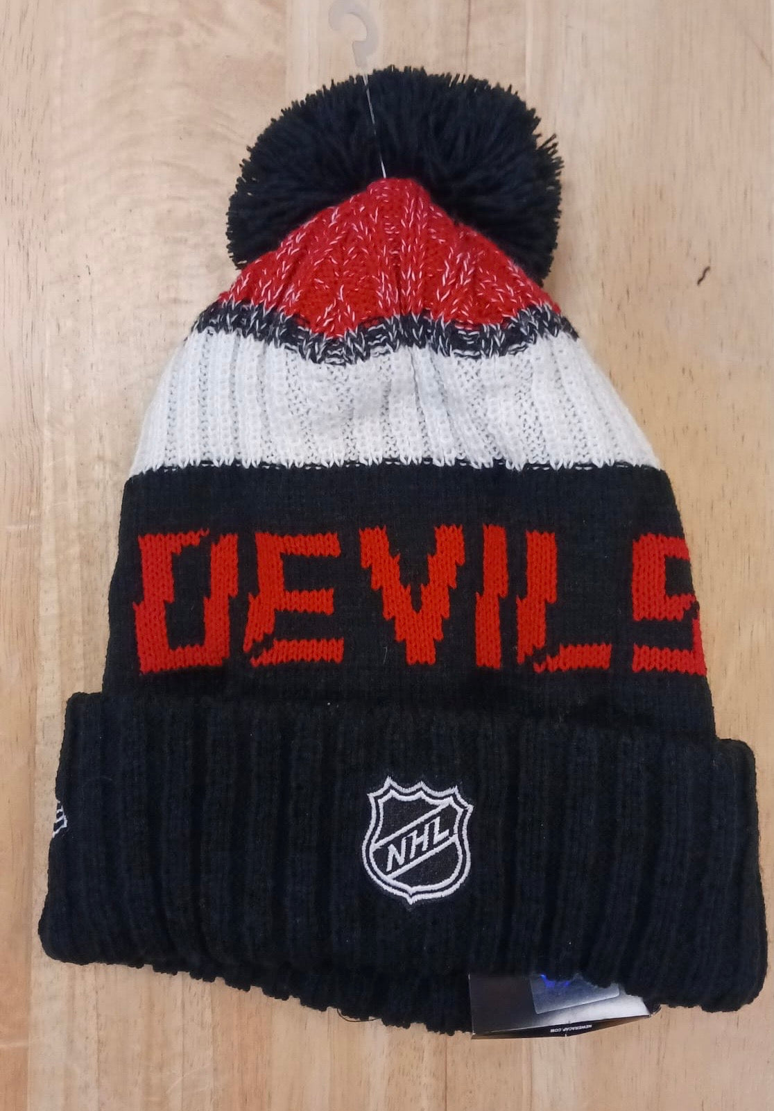 New Jersey Devils NHL Era winter Hat with Pom product image 3