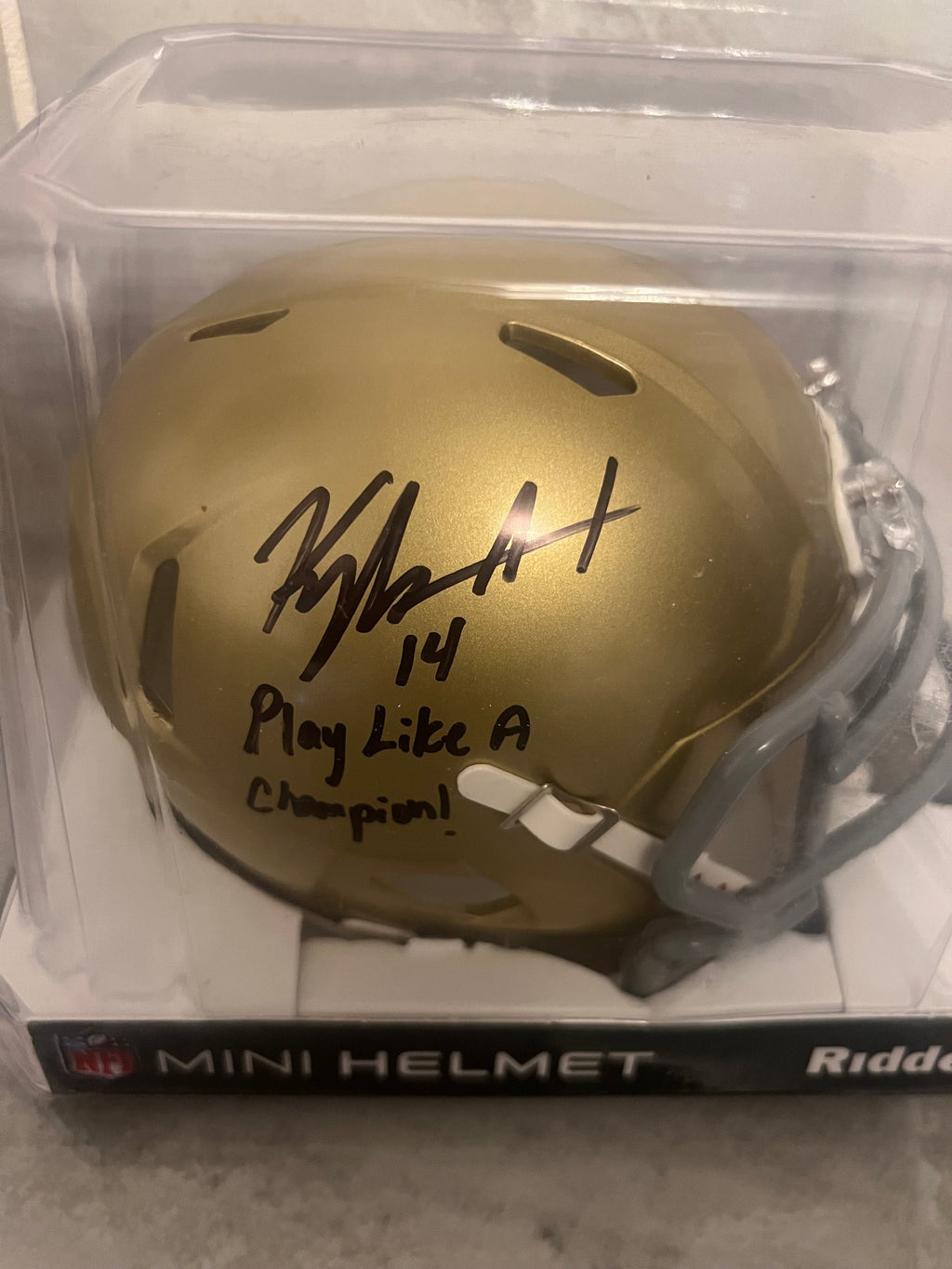 Kyle Hamilton Autographed Notre Dame Mini Helmet with COA product image 3