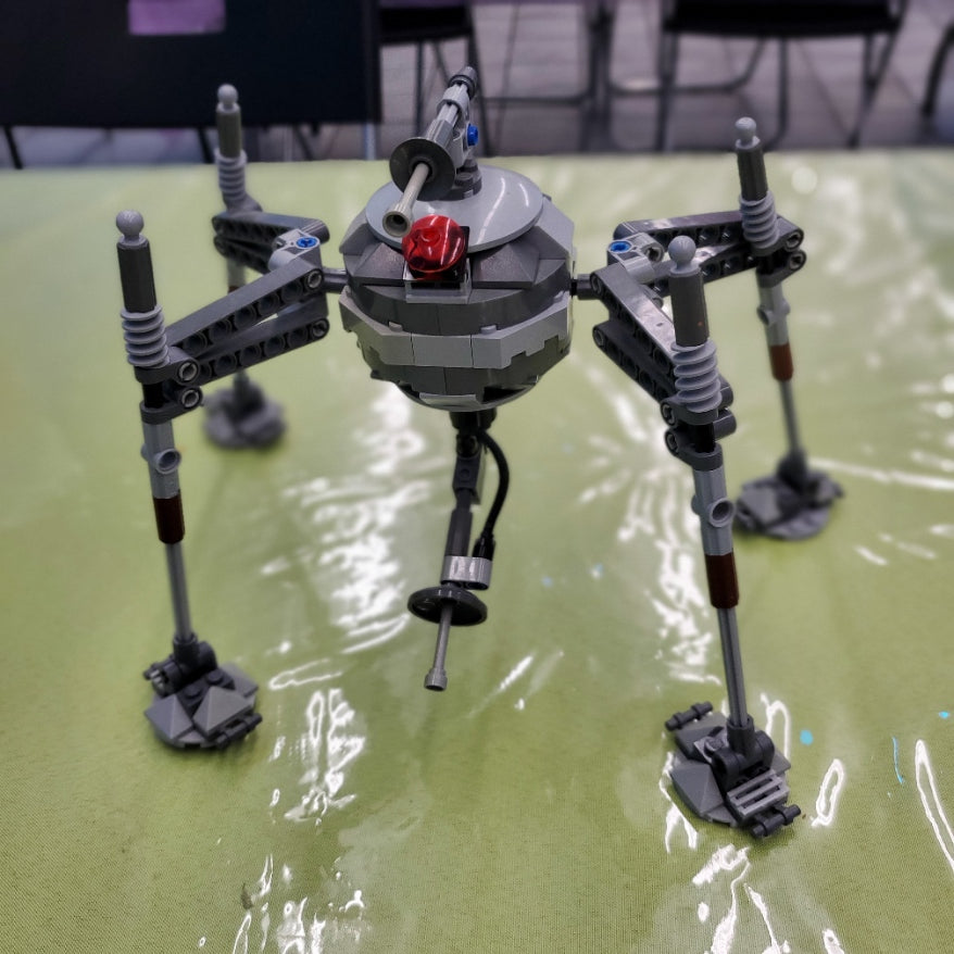 7681 Separatist Spider Droid (Previously Owned) (Retired) product image 1, provided for visual reference and product detail