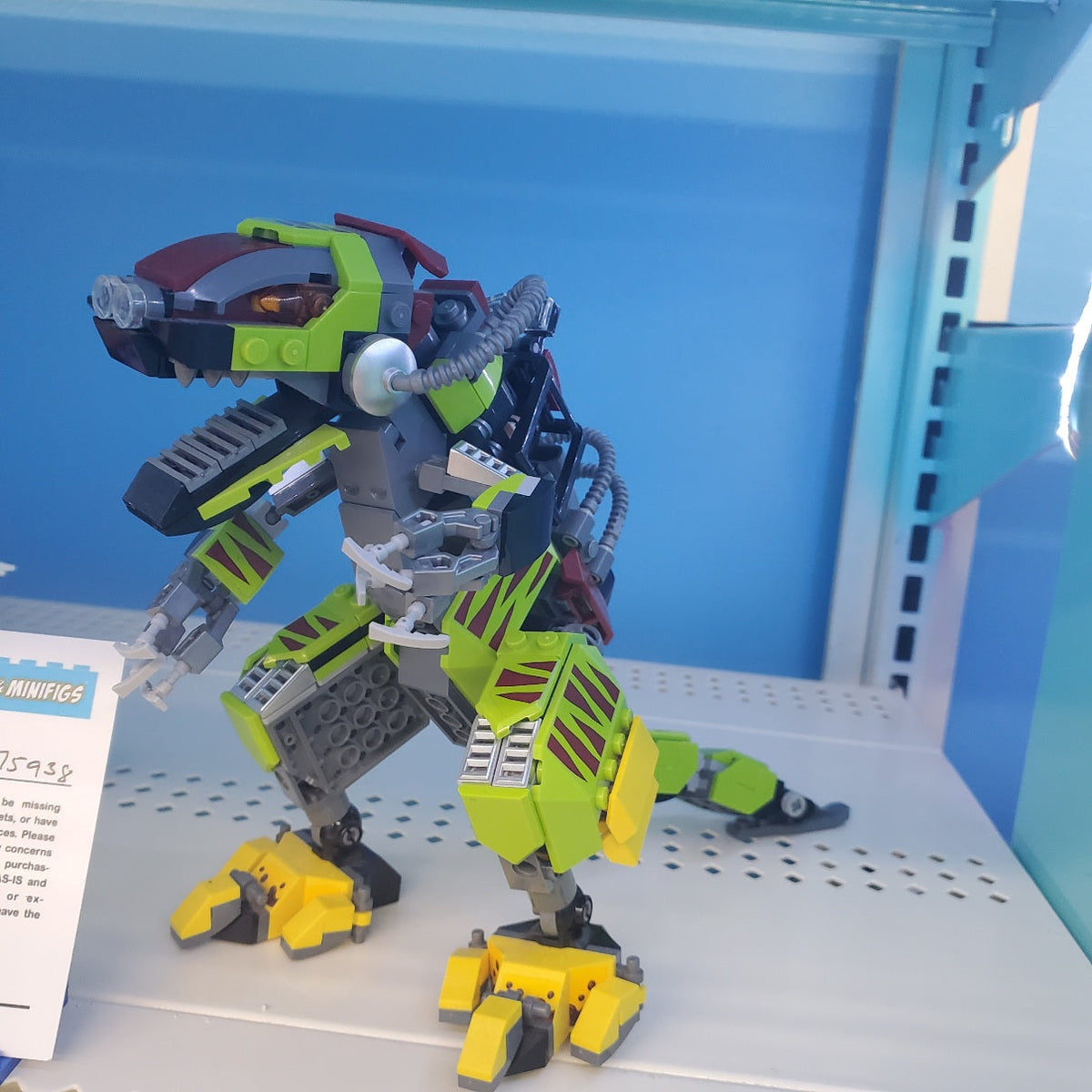 75938 T. rex vs Dino-Mech Battle (Retired) (Previously Owned) product image 1, provided for visual reference and product