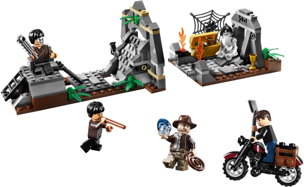 7196 Chauchilla Cemetery Battle (Retired) LEGO Indiana Jones product image 2, provided for visual reference and product