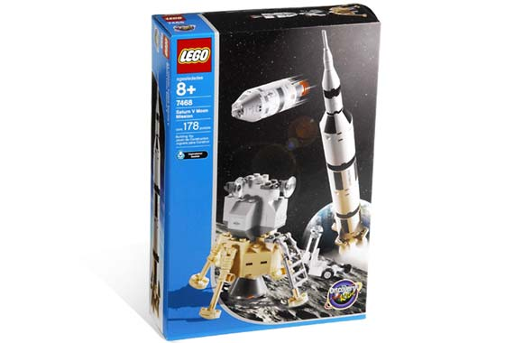 7468 Saturn V Moon Mission (Retired) LEGO Discovery product image 1, provided for visual reference and product detail review