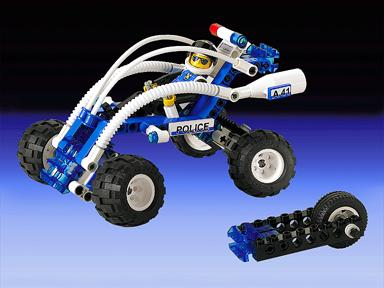 8252 Beach Buster (Retired) LEGO TECHNIC product image 2, provided for visual reference and product detail review