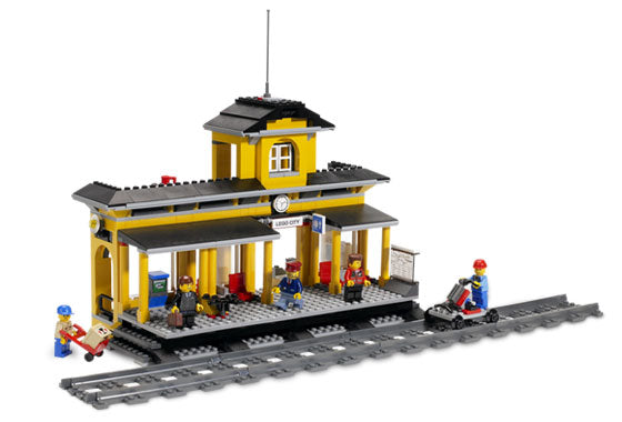 7997 Train Station (Retired) LEGO City product image 2, provided for visual reference and product detail review