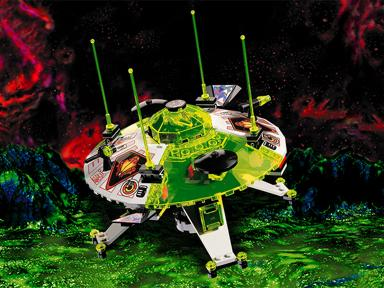 6999 Cyber Saucer (with Mask) (Retired) LEGO Space product image 2, provided for visual reference and product detail review