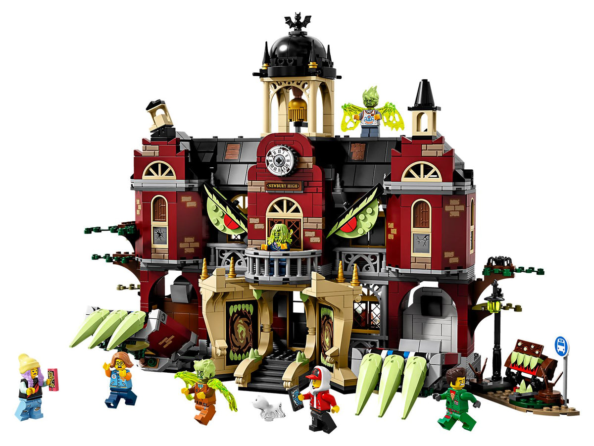 70425 Newbury Haunted High School (Retired) LEGO Hidden Side product image 2, provided for visual reference and product