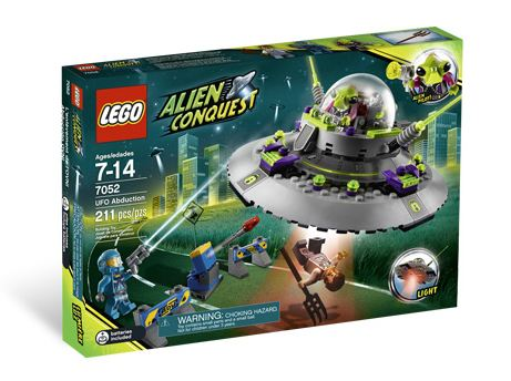 7052 UFO Abduction (Retired) LEGO Space product image 1, provided for visual reference and product detail review