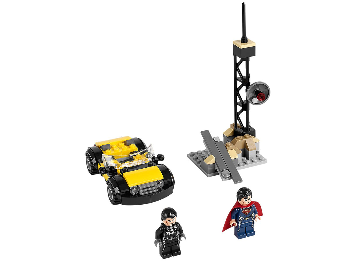 76002 Superman Metropolis Showdown (Retired) LEGO Super Heroes product image 2, provided for visual reference and product