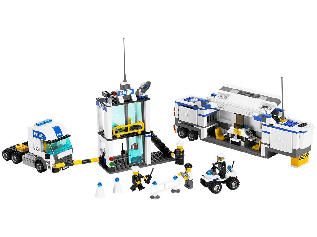 7743 Police Command Center (Retired) LEGO City product image 2, provided for visual reference and product detail review