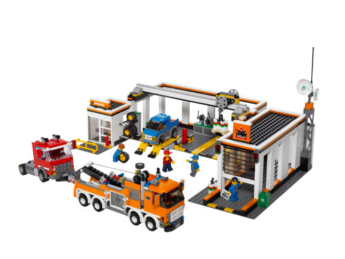 7642 Garage (Retired) LEGO City product image 2, provided for visual reference and product detail review