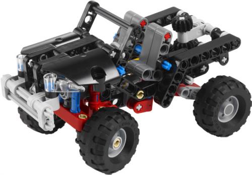 8066 Off-Roader (Retired) LEGO TECHNIC product image 2, provided for visual reference and product detail review