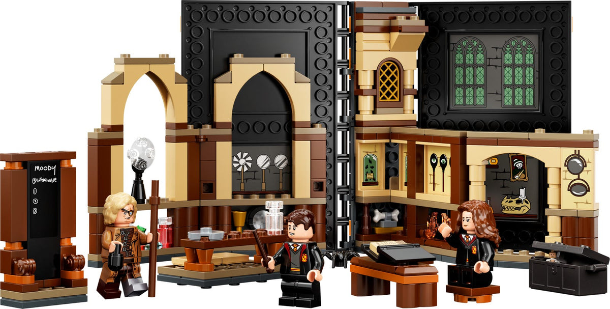 76397 Hogwarts Moment: Defence Against the Dark Arts Class (Retired) LEGO Harry Potter product image 2, provided for visual