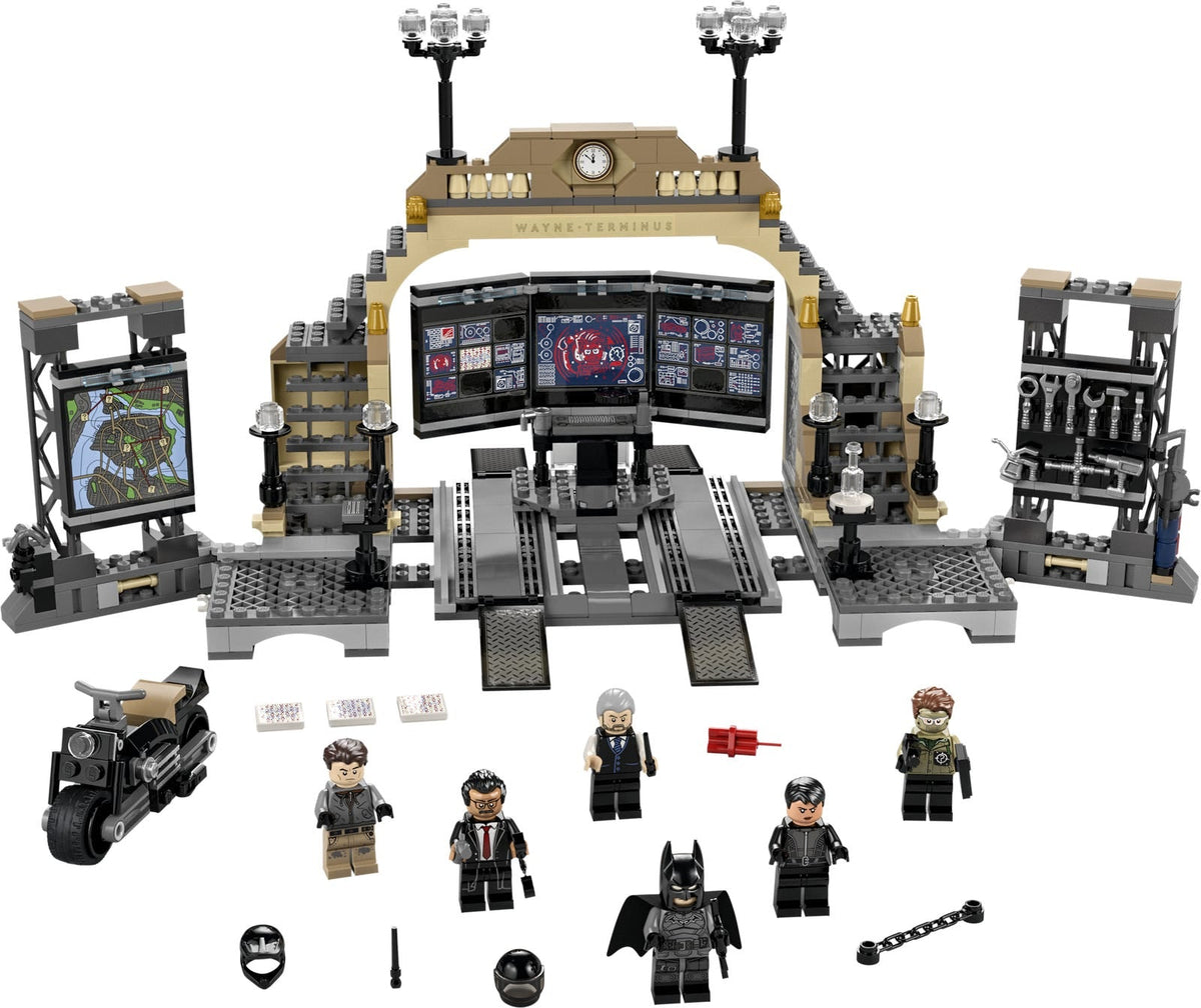 76183 Batcave: The Riddler Face-off (Retired) LEGO Super Heroes product image 2, provided for visual reference and product