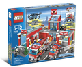 7945 Fire Station (Retired) LEGO City product image 1, provided for visual reference and product detail review