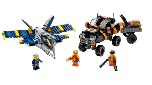 8630 Gold Hunt (Retired) LEGO Agents product image 2, provided for visual reference and product detail review