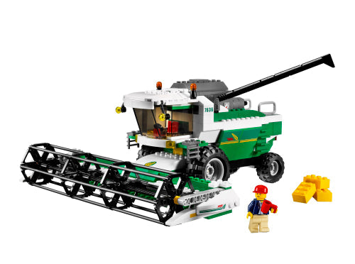 7636 Combine Harvester (Retired) LEGO City product image 2, provided for visual reference and product detail review