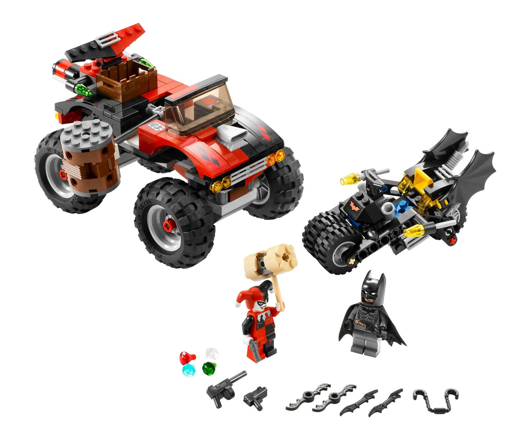 7886 The Batcycle: Harley Quinn's Hammer Truck (Retired) LEGO Super Heroes product image 2, provided for visual reference
