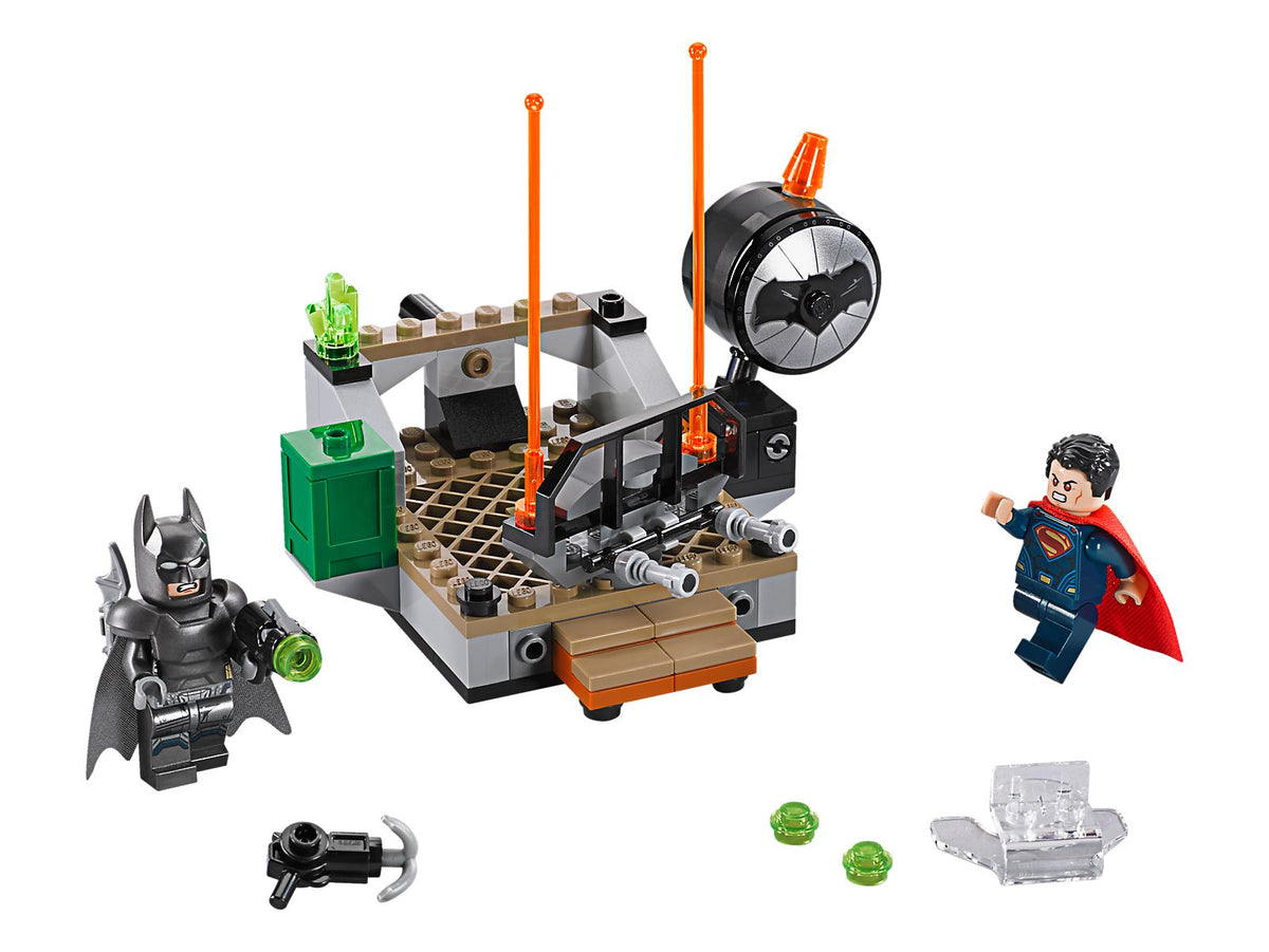 76044 Clash of the Heroes (Retired) LEGO Super Heroes product image 2, provided for visual reference and product detail