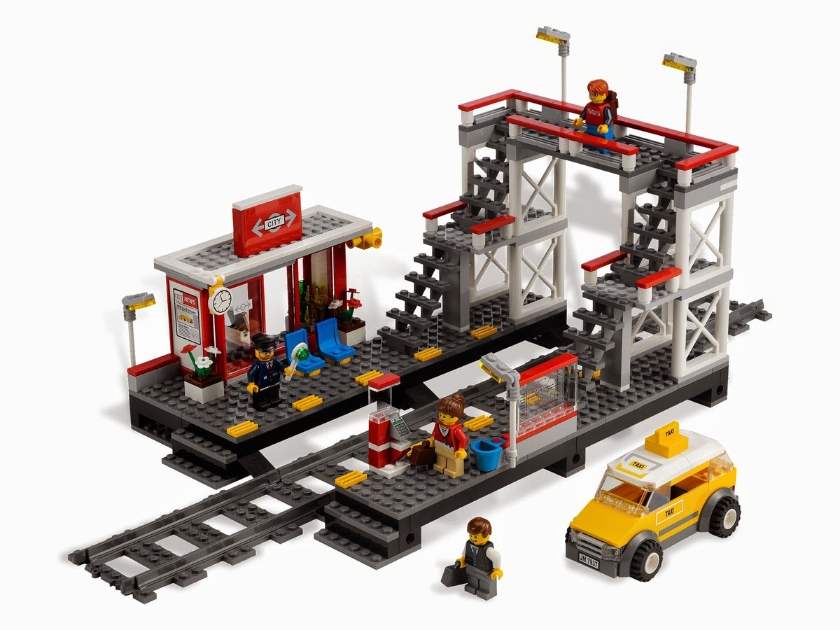 7937 Train Station (Retired) LEGO City product image 2, provided for visual reference and product detail review