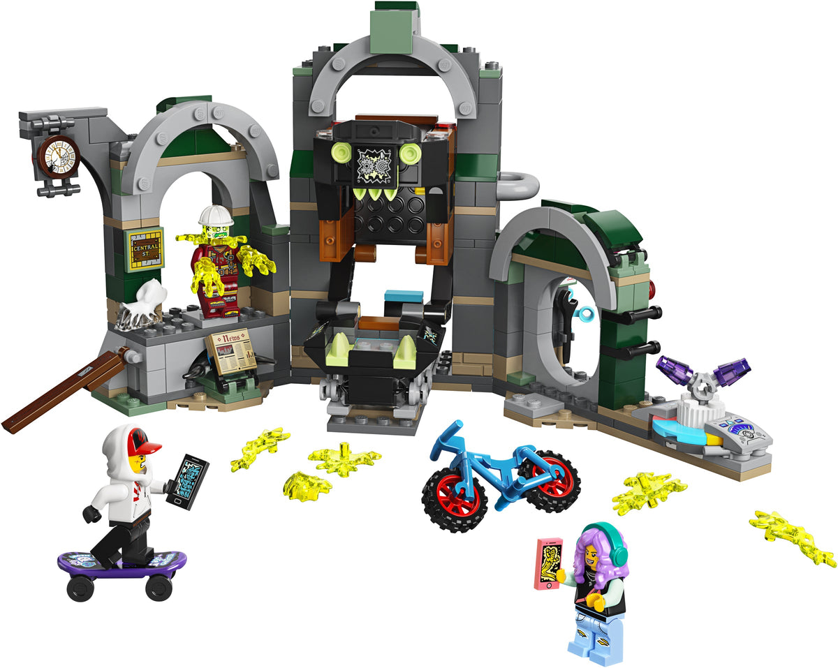 70430 Newbury Subway (Retired) LEGO Hidden Side product image 2, provided for visual reference and product detail review