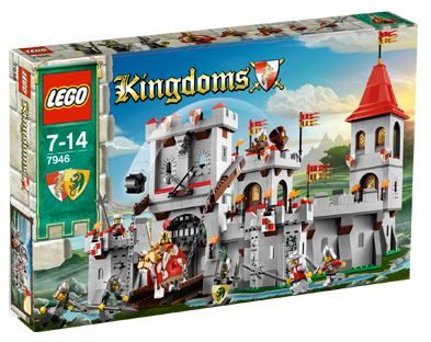 7946 King's Castle (Retired) LEGO Castle product image 1, provided for visual reference and product detail review
