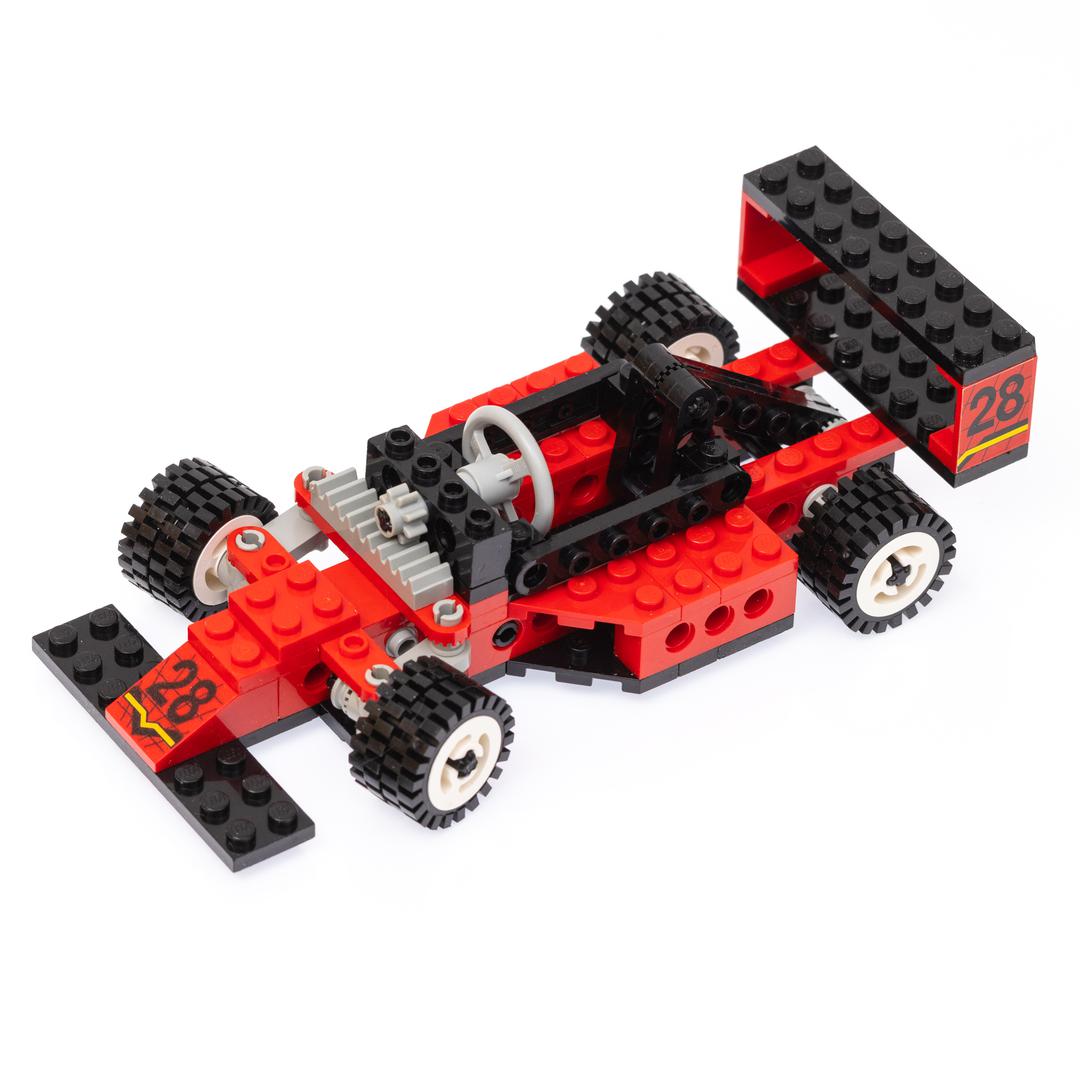 8808 F1 Racer (Retired) LEGO TECHNIC product image 2, provided for visual reference and product detail review