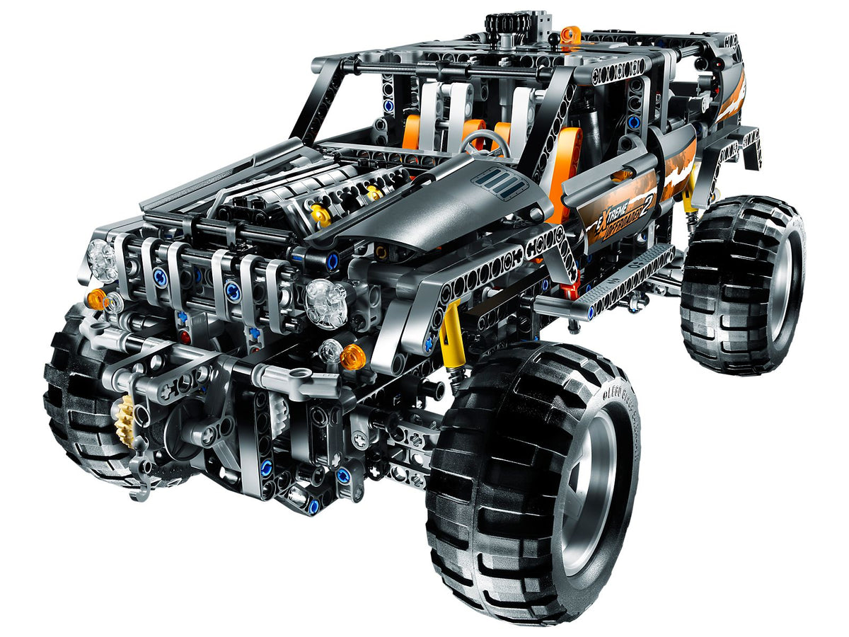 8297 Off-Roader (Retired) LEGO TECHNIC product image 2, provided for visual reference and product detail review