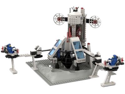 6972 Polaris-I Space Lab (Retired) LEGO Space product image 2, provided for visual reference and product detail review