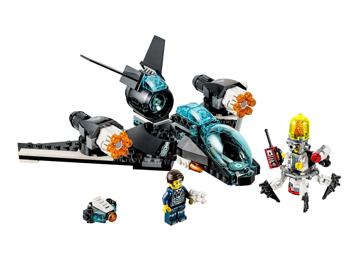 70171 Ultrasonic Showdown (Retired) LEGO Ultra Agents product image 2, provided for visual reference and product detail