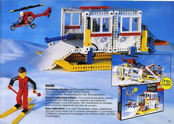 8680 Arctic Rescue Base (Retired) LEGO TECHNIC product image 2, provided for visual reference and product detail review