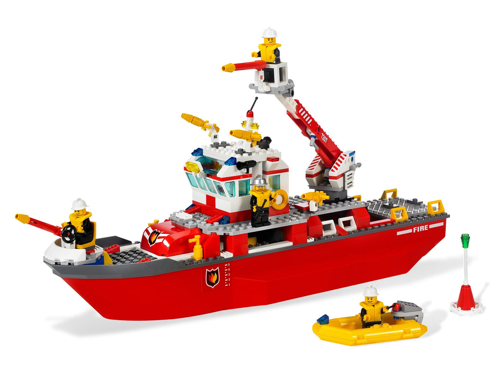 7207 Fire Boat (Retired) LEGO City product image 2, provided for visual reference and product detail review