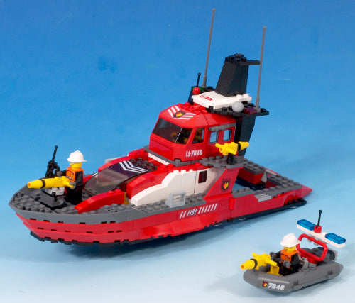 7046 Fire Command Craft (Retired) LEGO World City product image 2, provided for visual reference and product detail review