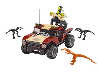 7475 Fire Hammer vs. Mutant Lizards (Retired) LEGO Dino Attack product image 2, provided for visual reference and product