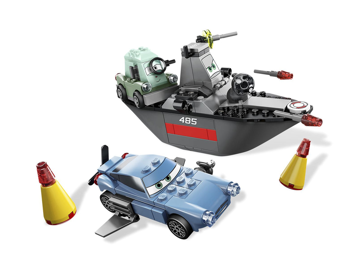8426 Escape at Sea (Retired) LEGO Cars product image 2, provided for visual reference and product detail review