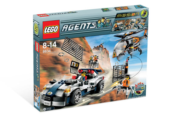 8634 Turbocar Chase (Retired) LEGO Agents product image 1, provided for visual reference and product detail review