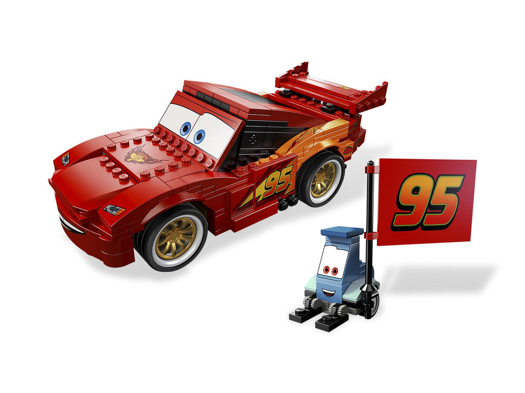 8484 Ultimate Build Lightning McQueen (Retired) LEGO Cars product image 2, provided for visual reference and product detail