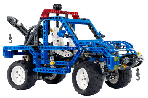 8435 4WD (Retired) LEGO TECHNIC product image 2, provided for visual reference and product detail review