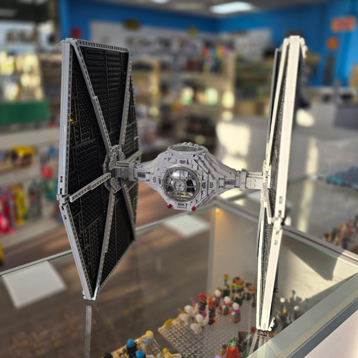 75095 TIE Fighter - UCS (Retired) (Previously Owned) product image 1, provided for visual reference and product detail review
