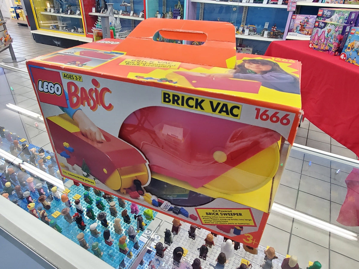 1666 Brick Vac (Retired) product image 1, provided for visual reference and product detail review