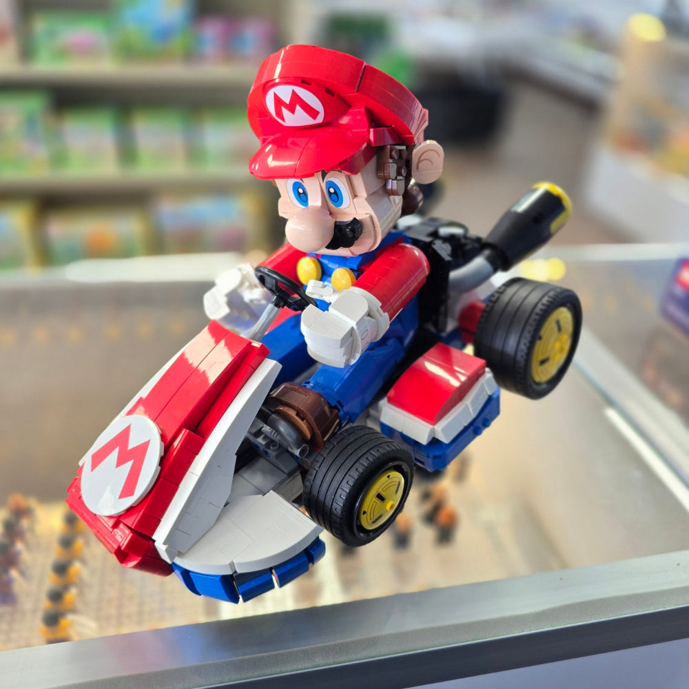 72037 Mario Kart - Mario & Standard Kart (Previously Owned)